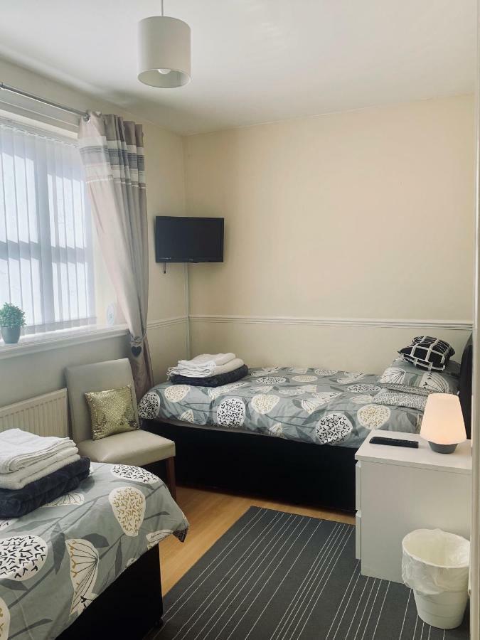 Be My Guest Liverpool - Ground Floor Apartment With Parking Luaran gambar